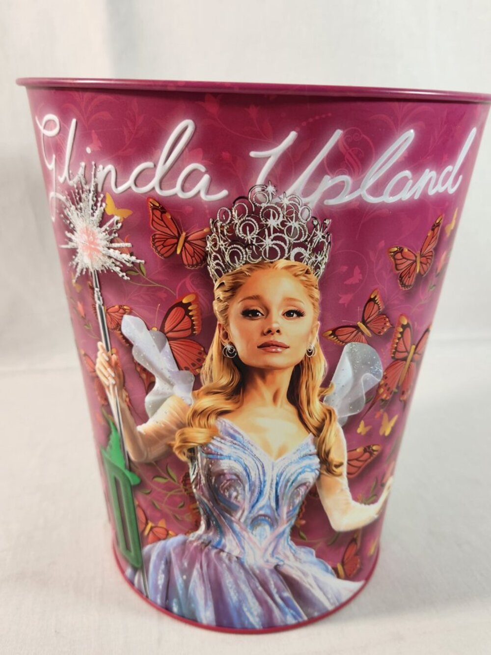 Wicked for Good Metal Tin Popcorn Bucket Limited Edition 130 oz. EUC Fast Ship